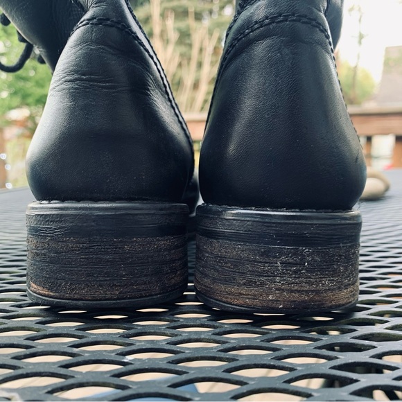 Black leather combat boots - Picture 5 of 9